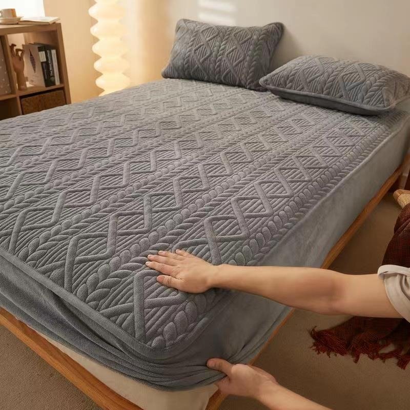 Capa de Cama Valentina (Transforme Suas Noites com Estilo!) + BRINDE: 2 Fronhas