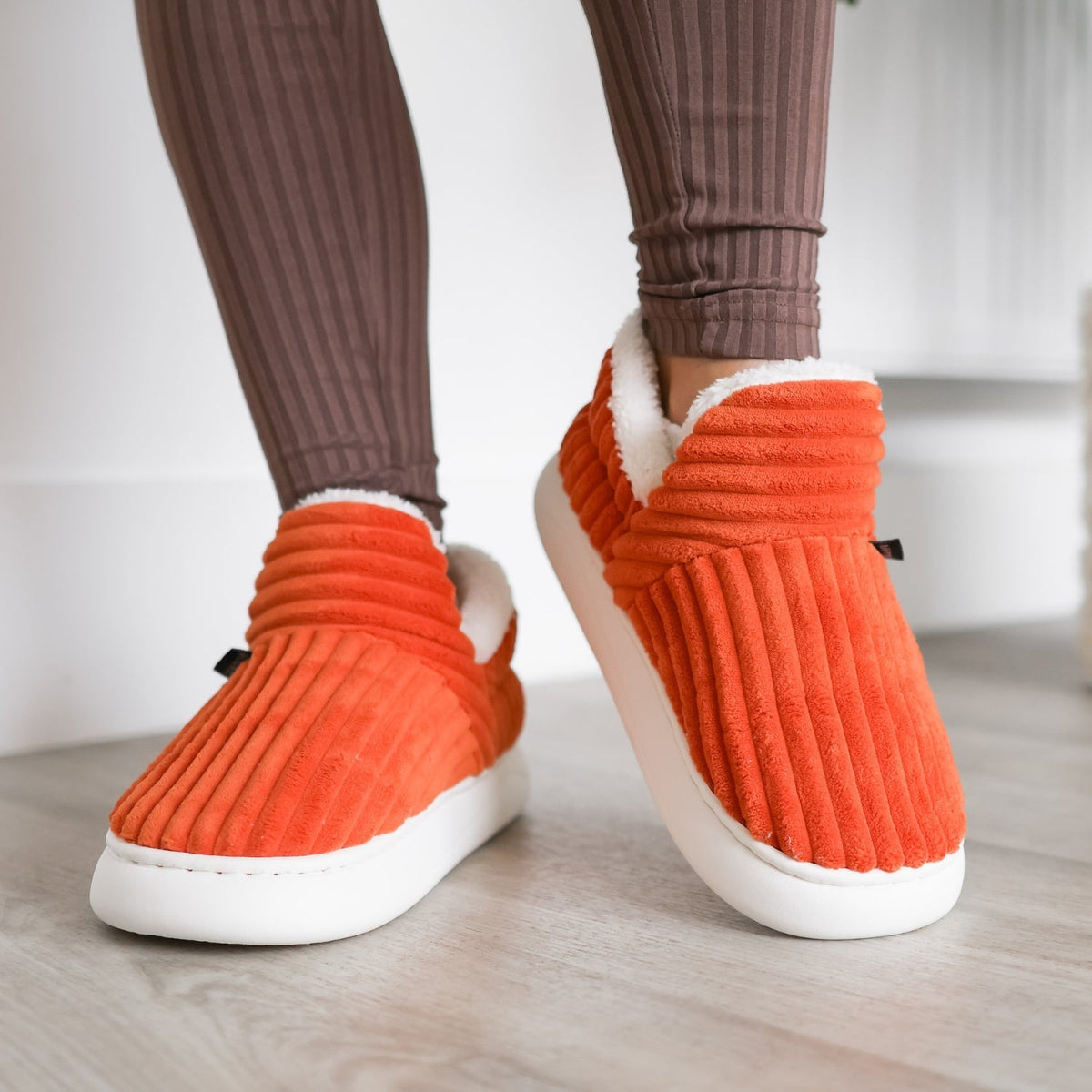[COMPRE 1 LEVE 2] Pantufas - Real Pluffys™ + Manta de Veludo