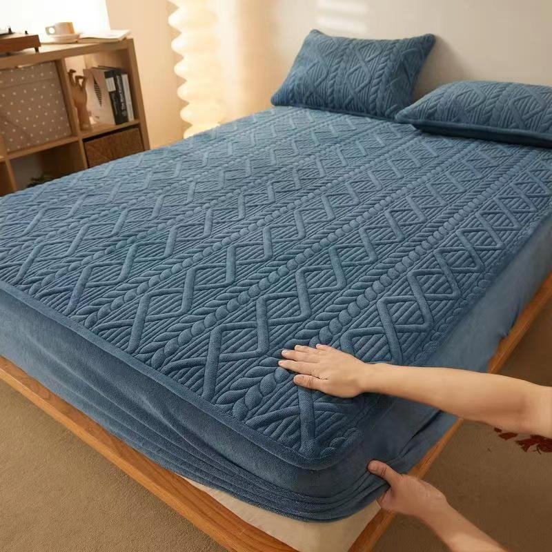 Capa de Cama Valentina (Transforme Suas Noites com Estilo!) + BRINDE: 2 Fronhas