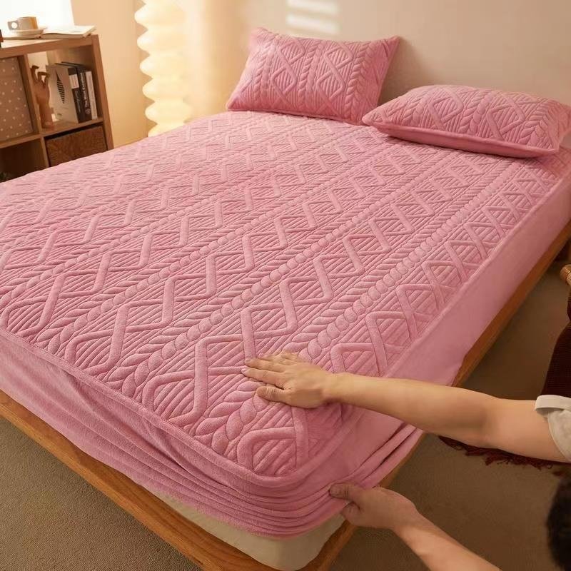 Capa de Cama Valentina (Transforme Suas Noites com Estilo!) + BRINDE: 2 Fronhas